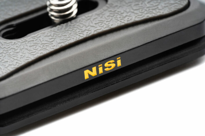 NiSi PRO Quick Release Plate A-65B (Black) Camera Brackets and Quick Release Plates | NiSi Filters New Zealand | 2